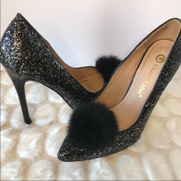 Sparkly black heels with fur Pom-Pom - Picture 2 of 6